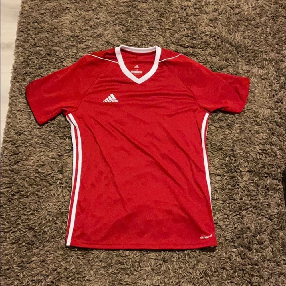 Adidas red shirt Men Medium never worn.